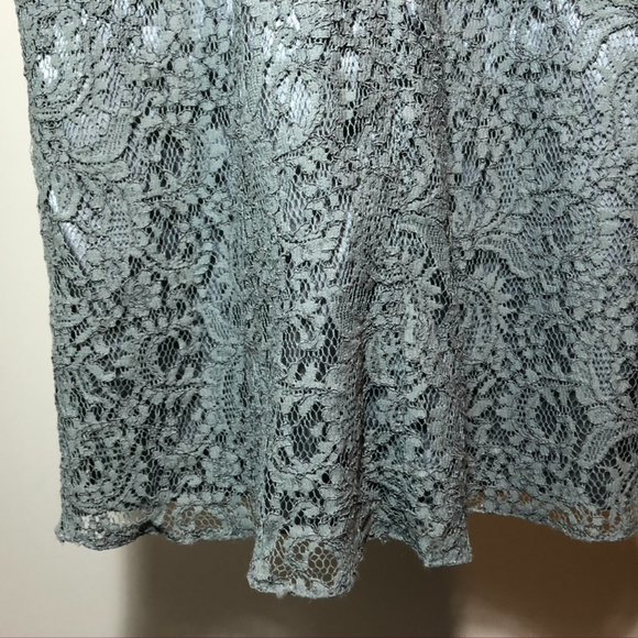 Size 6 Belsoie Grey Lace Short Sleeve Dress - Picture 10 of 14